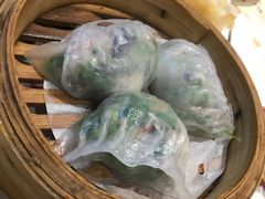 蒜香鲜虾菠菜饺-赏点粤式点心(广州塔店)