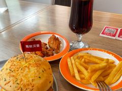 -必胜客(海雅PH店)