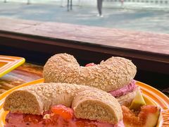 -Catch Bagel(芳草地店)