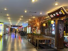 -八一路好吃街(雨田商务大厦店)