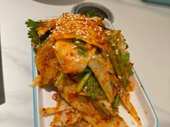 香辣牛板筋-江边城外烤全鱼(汉光百货店)