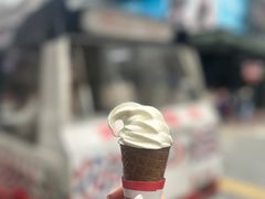 香草软雪糕-富豪雪糕车流动点(尖沙咀店)