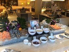 -东西风牛排馆周末烧烤自助(首都机场希尔顿店)