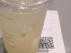 -瑞幸咖啡(江汉路中山大道店)