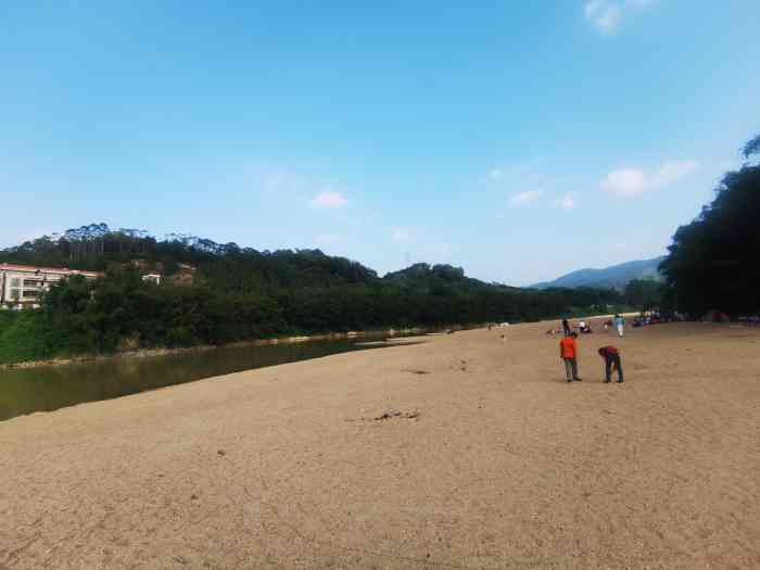 蒙花布村-"蒙花布村的位置在正果镇往北走大概两公里左.