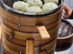 -舒小笼松针小笼包