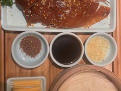 -青年公社烤鸭(滨湖银泰店)