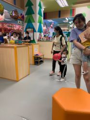 -莫莉幻想儿童乐园(武汉经开永旺店)