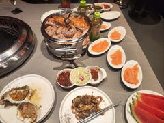 -黑金·寻焰自助百汇·烤肉·火锅(中街店)