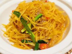 油渣香葱土豆丝-马凯餐厅(地安门店)