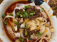 -雷祖芳老妈蹄花店