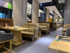 大堂-荷花亭·湖北融合菜(十堰武商MALL店)