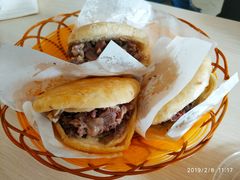 -闫家驴肉老店(华电一校店)