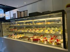 面包甜点陈列柜-PETIT PARIS 小巴黎(花园道店)