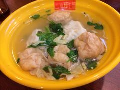 千张包鱼面巾汤-小杨生煎(黄河路店)