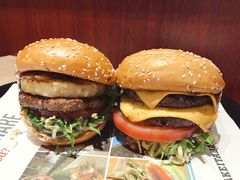 -The Habit Burger Grill 哈比特汉堡(爱琴海店)