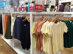 -优衣库(邢台世贸天街店)