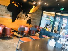 大堂-星巴克(G15苏通大桥服务区西区)