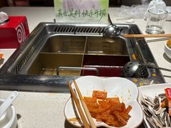 -海底捞火锅鲜切牛肉主题店(长寿路店)