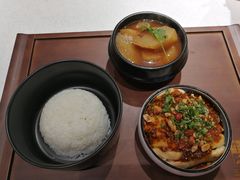 白萝卜-牛腩之旅·牛腩牛杂煲(光启城美食城店)