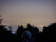 -鬼笑石后山停车场
