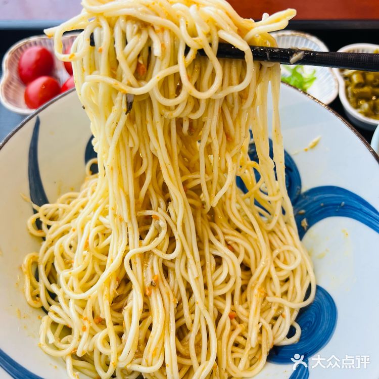 寄畅興·百年蟹黄面|来外滩必打卡的蟹黄面🦀