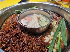 -周幺妹重庆老火锅(银泰城总店)