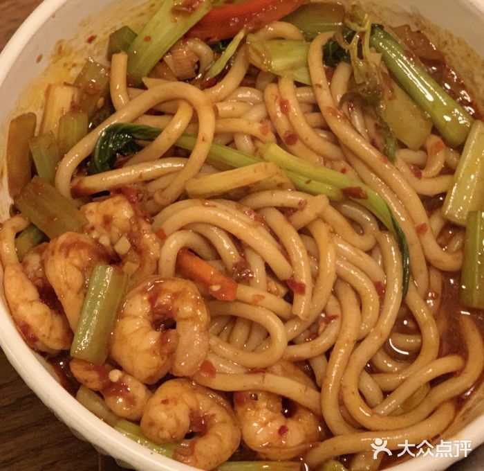 饱鲜·新疆米粉·小通巷店虾仁炒米粉图片