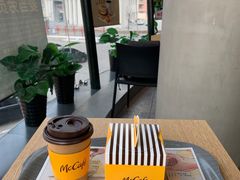 -麦当劳(展览路店)