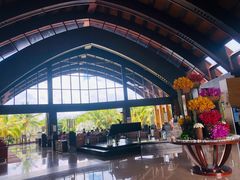 -三亚湾海居铂尔曼度假酒店