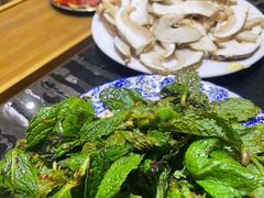 牦牛肉-宏宏无烟石板烧烤