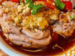 聪明的大脑-炉小二铜锅牛蛙•川湘菜(三里屯店)