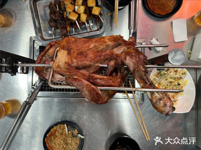 张记烤羊腿(北花园店)碳烤羊腿图片