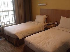 标准间-北京民族园葉子里酒店(鸟巢店)