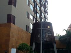 -三亚湾海居铂尔曼度假酒店