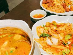 -大头虾越式风味餐厅(光明广场店)