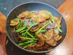 -板凳烧烤(东关街店)