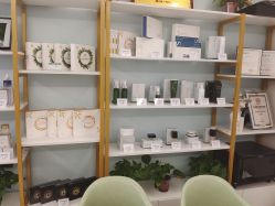 -姬颜氏美丽汇皮肤管理