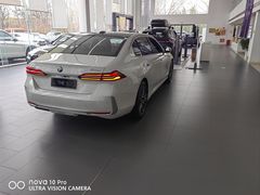 -北京中升宝辉宝马4S店