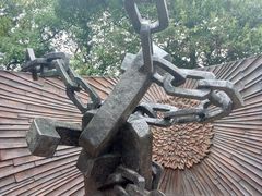 -上海市龙华烈士陵园