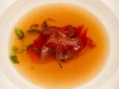 伊比利亚火腿牛肝菌法式鸡肉清汤-蝶舍·MAISON PAPILLON