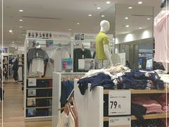 -优衣库(郑州丹尼斯大卫城店)