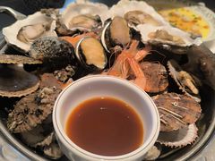 -五谷丰登农家院·地道胶东菜·海鲜烧烤(威海店)