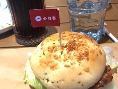 -必胜客(大宁路店)