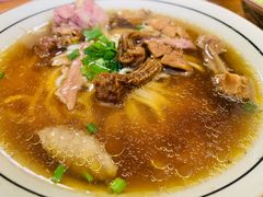 松茸鸡汤面-玉滋補
