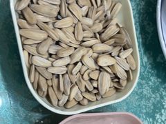 -鹤乡东北菜(崮山路店)