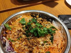 -喝丢一只鞋辣炒海鲜小烧烤(三八广场店)