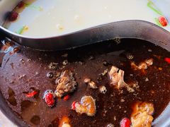 -亿诣蝎府炸酱面羊蝎子火锅(酷车小镇店)
