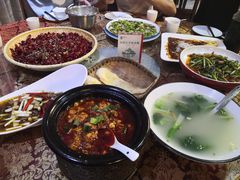 -万重锦·人文川菜馆(骡马市店)