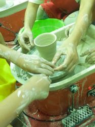 -泥娃娃DIY陶吧(易生活购物公园店)